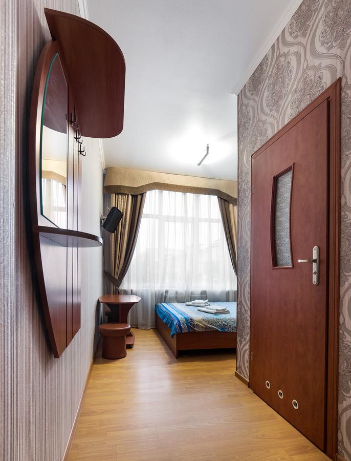 Snooker Hotel Lviv Eksteriør billede