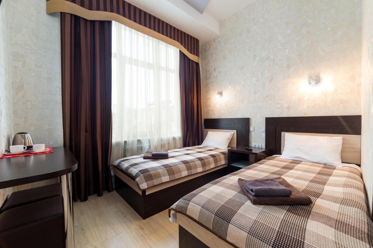 Snooker Hotel Lviv Eksteriør billede